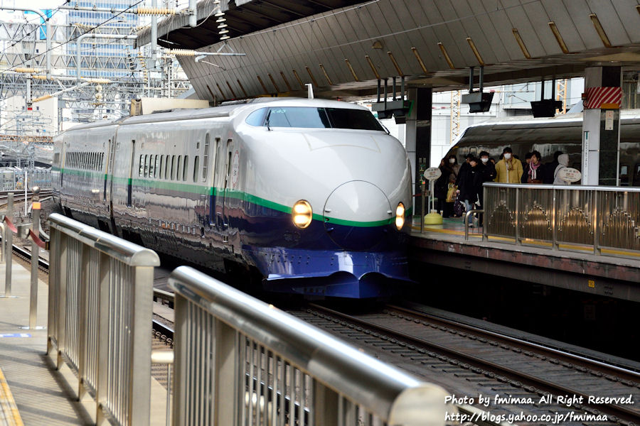 東京駅新幹線ホームにて その3 … 200系、E2系、N700系 - ナマケモノ写真館