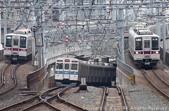 東急8500系（8637F）～東武電車に挟まれて - A.V.C 64（Series181）