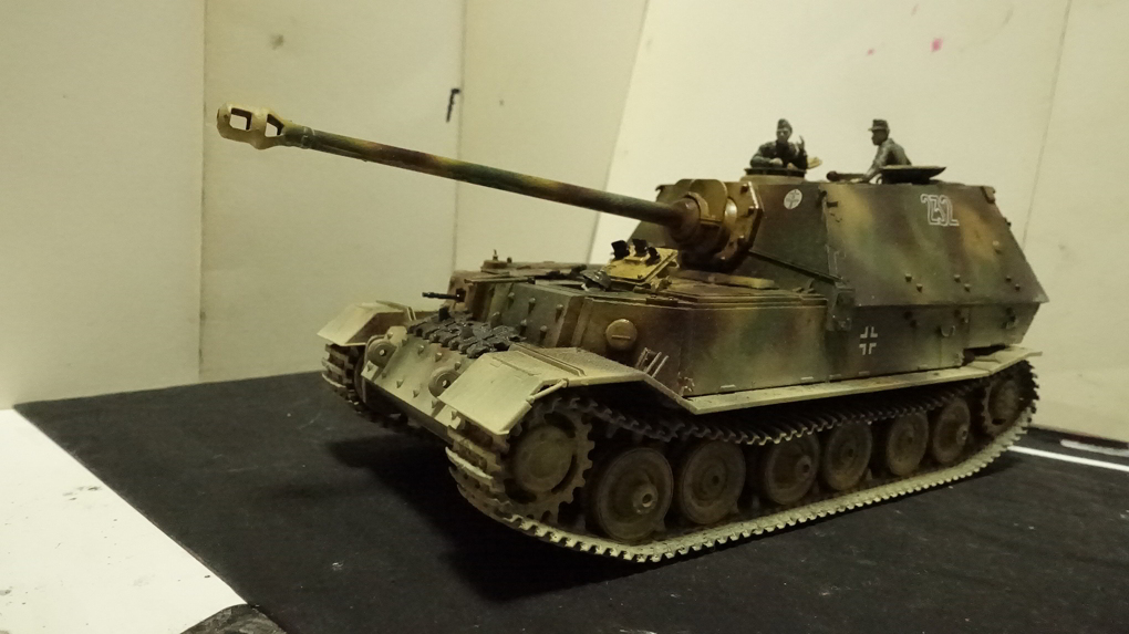 タミヤのミリタリーミニチュアシリーズ No.325 ドイツ軍 重駆逐戦車エレファントの戦車の車体 その１